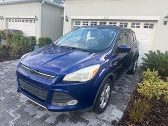 Ford Escape SUV – Blue (2014)