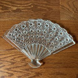Vintage Daisy And Button Clear Fan Tray Snack Plate 10.5“ X 7.5“