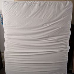 Queen Mattress Slightly Used