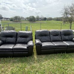 2 sofas