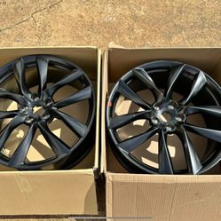 2 Rear 2019 Model S Wheels 21x9 Black Arachnid rims 