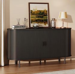 Vabches Aparador Buffet con 2 Puertas Corredizas de Persiana, Gabinete de Almacenamiento Estilo Farmhouse de 47" con Estantes Ajustables para Sala, Co