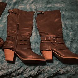 boots women size 9, $ 20 dl each good condition 
