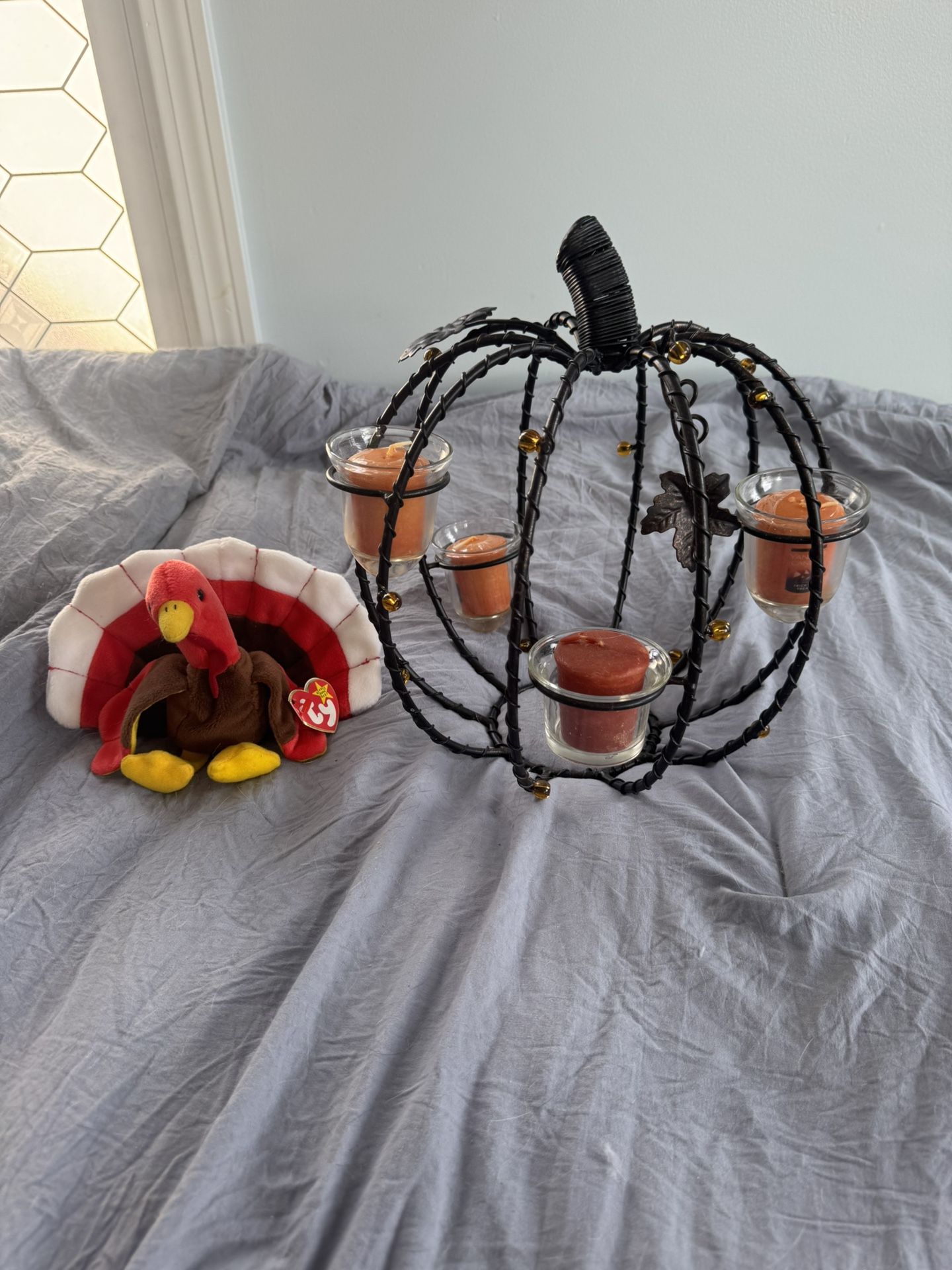 Fall And Halloween Decor Decorations Lot