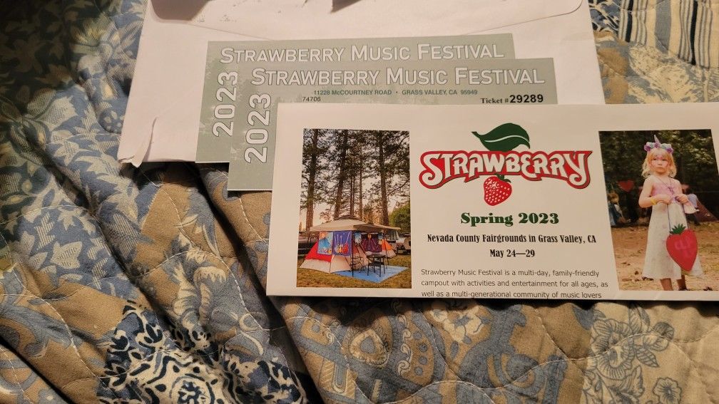 2 Tickets To The STRAWBERRY MUSIC FESIVAL
