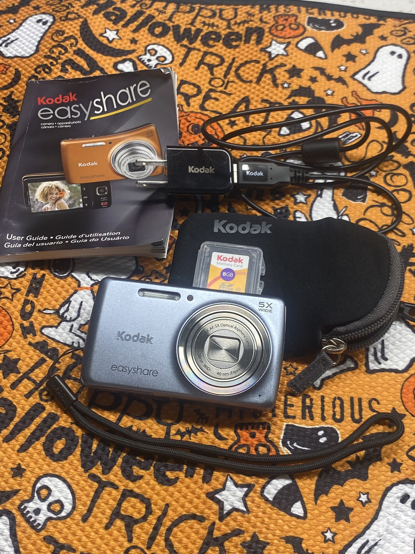 Kodak EasyShare M552 14.0MP Digital Camera - Blue gray