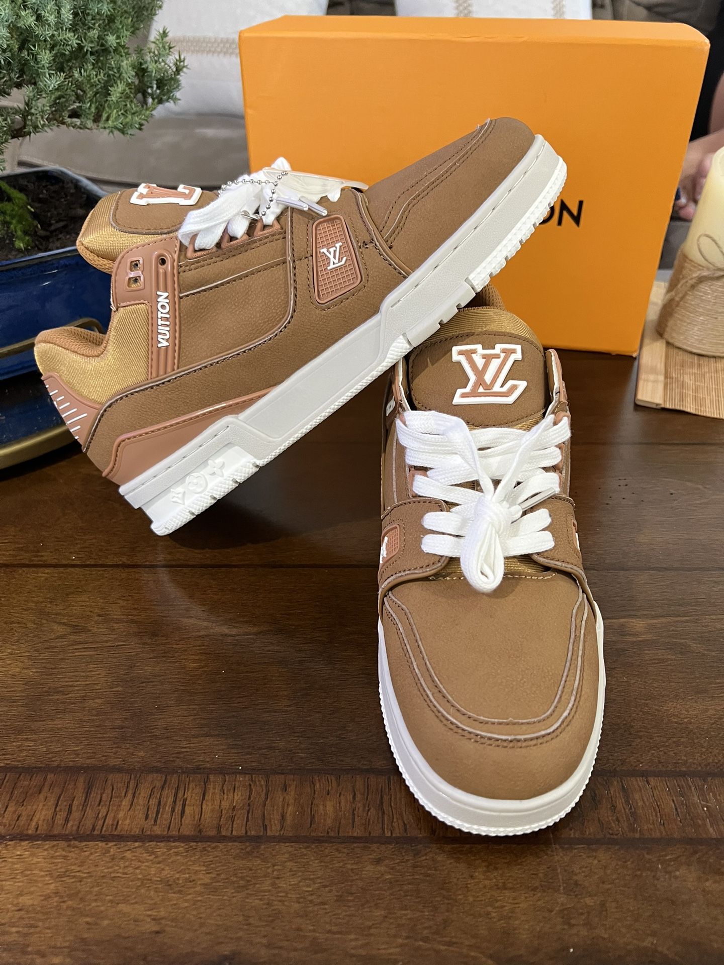 New LV Men’s Shoes.