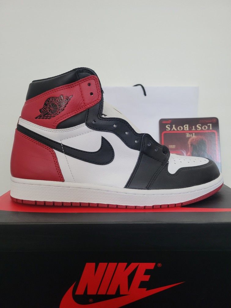 Air Jordan 1 Retro High OG Black Toe (2016) ✅️ Size 9.5 🆕️ DS Brand New 100 % Authentic Nike🔥🔥