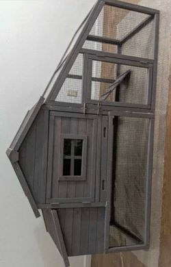 New chicken coop or rabbit hutch