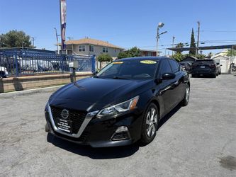 2020 Nissan Altima