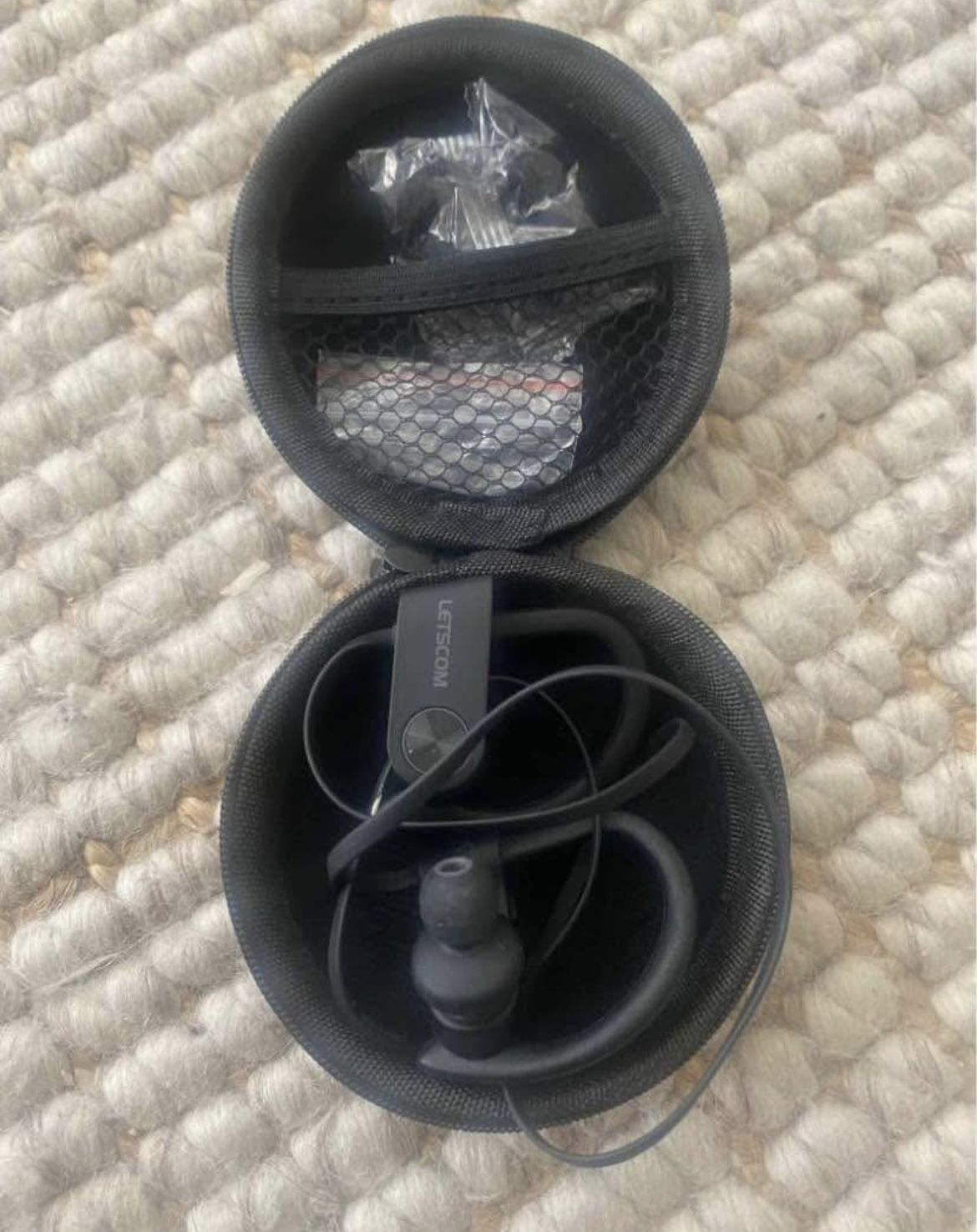 Earbuds