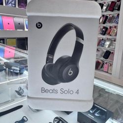 Beats Solo 4 