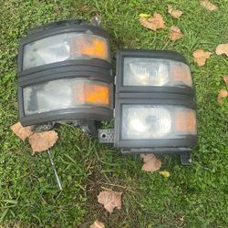 2015 Chevrolet Silverado Headlights