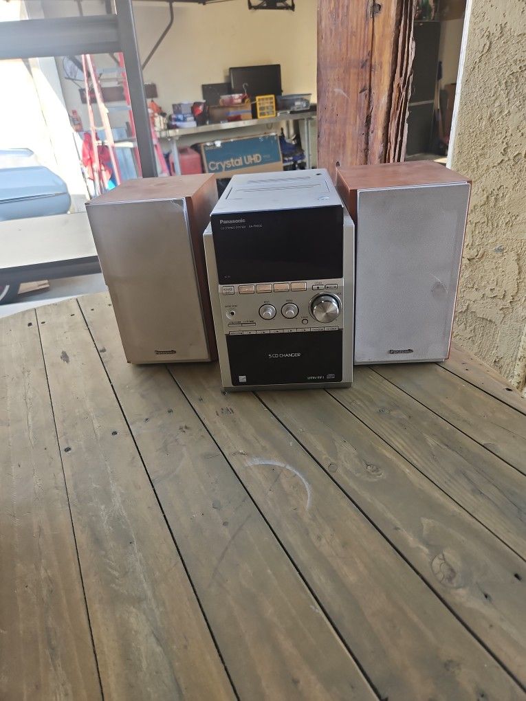 Small Stereo System