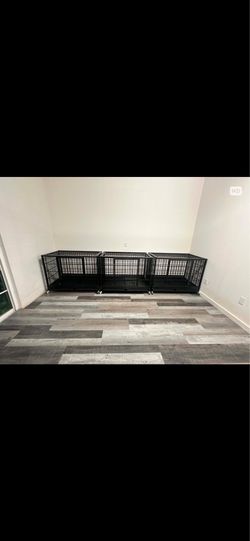 New 3 large dog kennels crates
