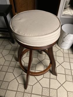 Bar Hight Stool