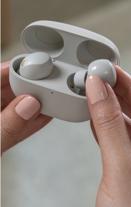 Wireless Sony Earbuds (New!)