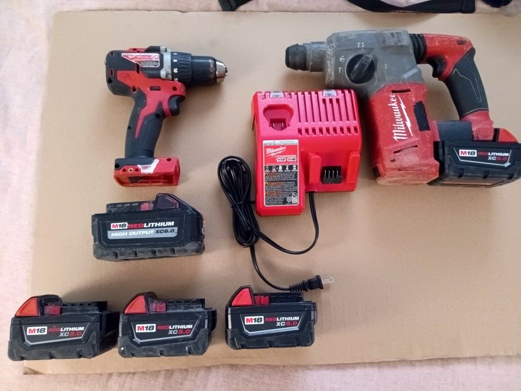 Milwaukee Tools/Batteries/Drills