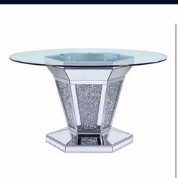 Noralie Round Dining Table