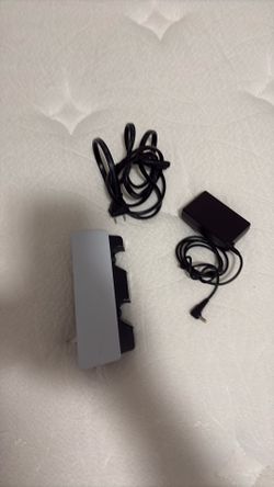 Automatic charger for playstation controls