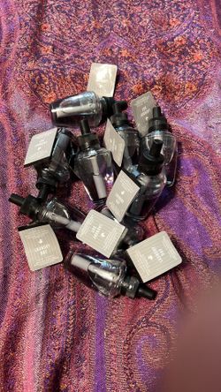Bath and Body LAUNDRY DAY wallflower refills