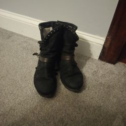 Boots 