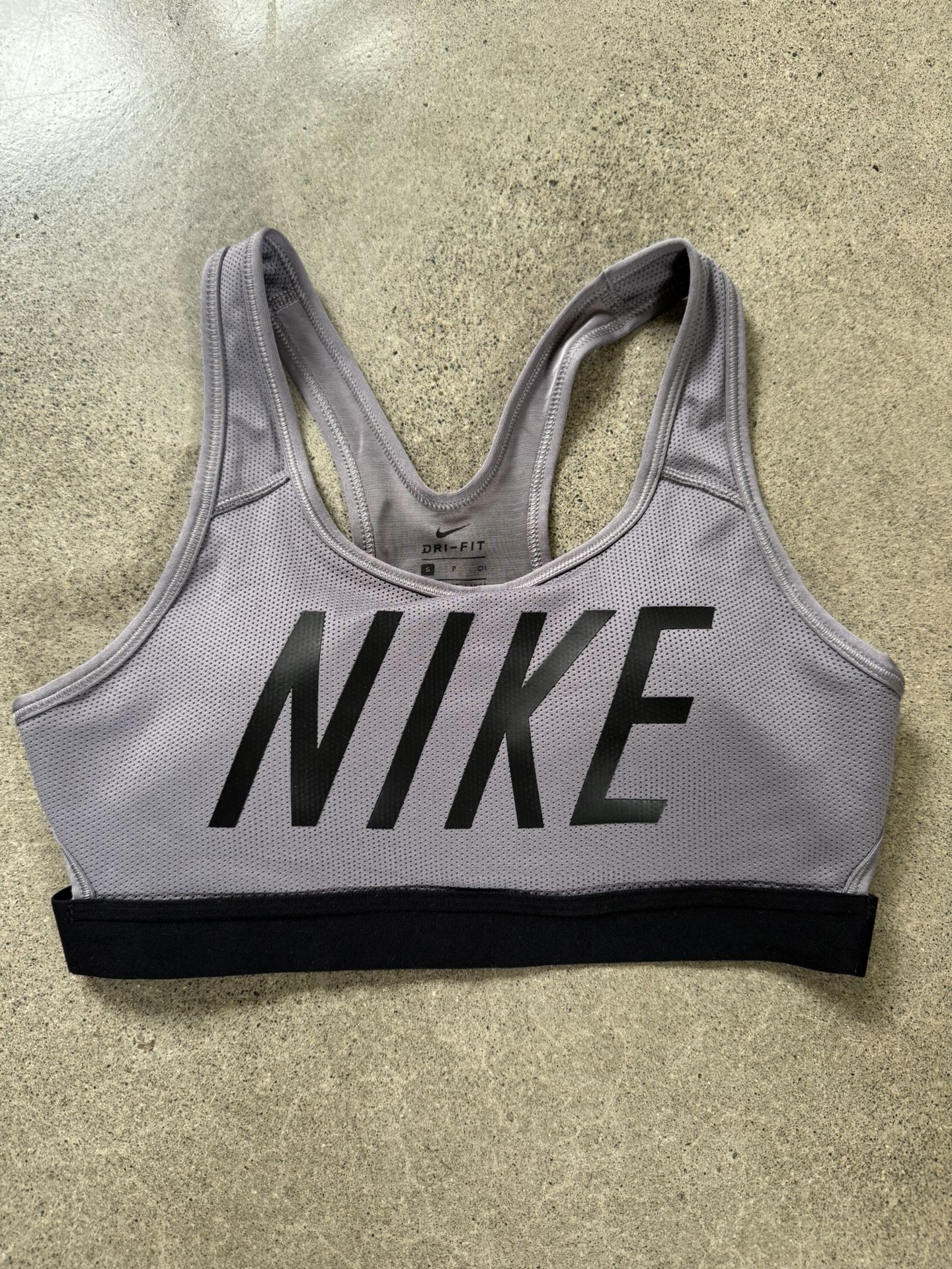 Nike Sports Bra Size Small