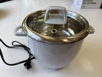 Aroma Housewares Select Stainless Rice Cooker & Warmer with Uncoated Inner  Pot, 6-Cup(cooked) / 1.2Qt, ARC-753SG, White for Sale in West Menlo Park,  CA - OfferUp