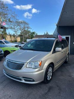 2016 Chrysler Town & Country