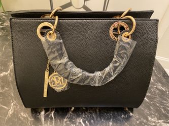 Badgley Mischka Handbag Tote! With Big Logo Eyelet! New w Tags! RV:$130 Purse Black Gold