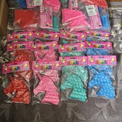 12pk Sealed Individually Wrapped Unicorn Head Bubble Poppers 