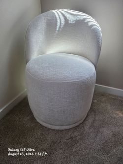 2 Swivel Barrel Chairs