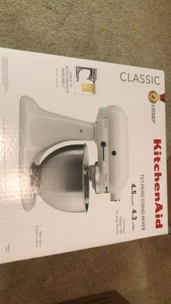 Kitchen aid Mixer With 3 Attachments