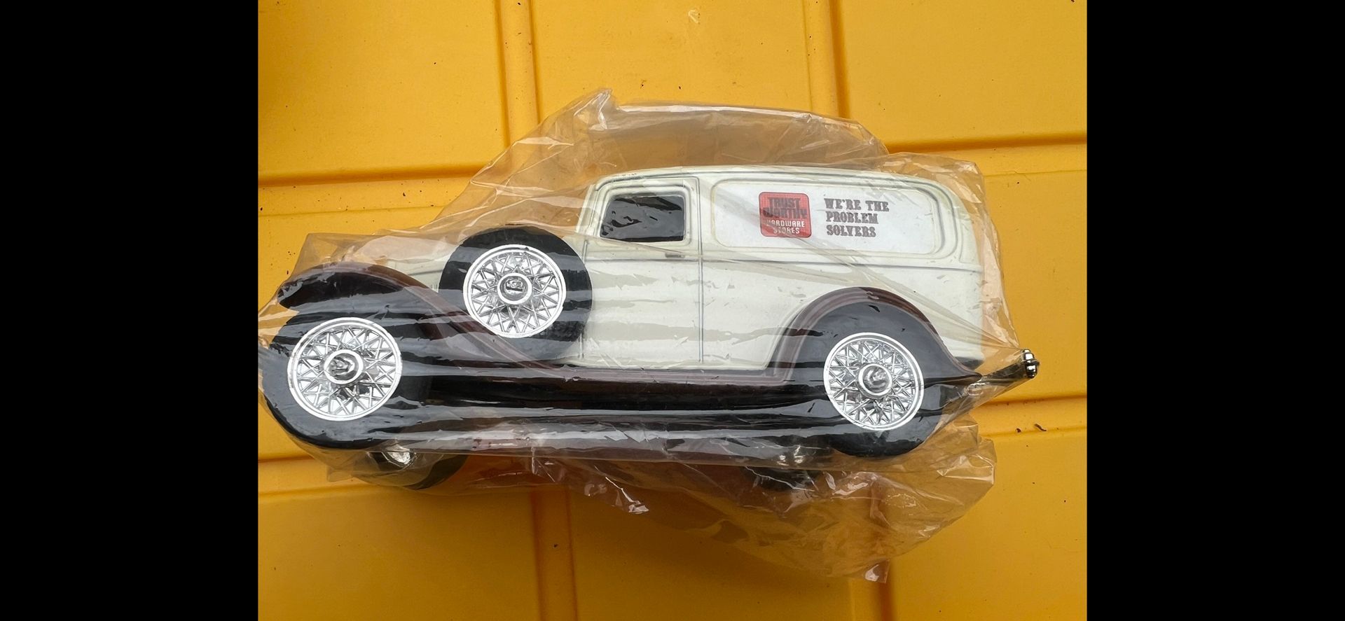 Ertl Diecast Metal 1932 Ford Panel Delivery Van Trust Worthy Hardware Stores. New in Box