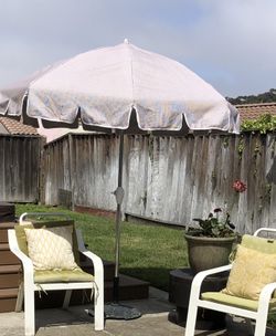 Extra large umbrella and stand