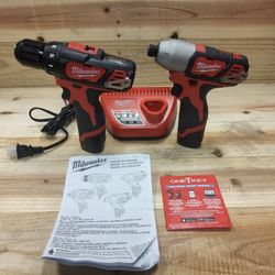 Milwaukee M12 Drill And Imoact Set