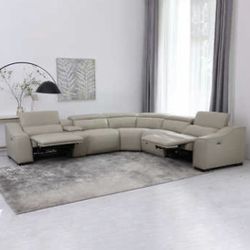 ***Darrion Leather Power Sectional- New!!
