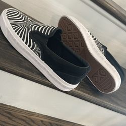 Brand New Chuck Taylor’s $65 Size 9