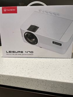 Vankyo Projector and Outdoor Screen Brand New