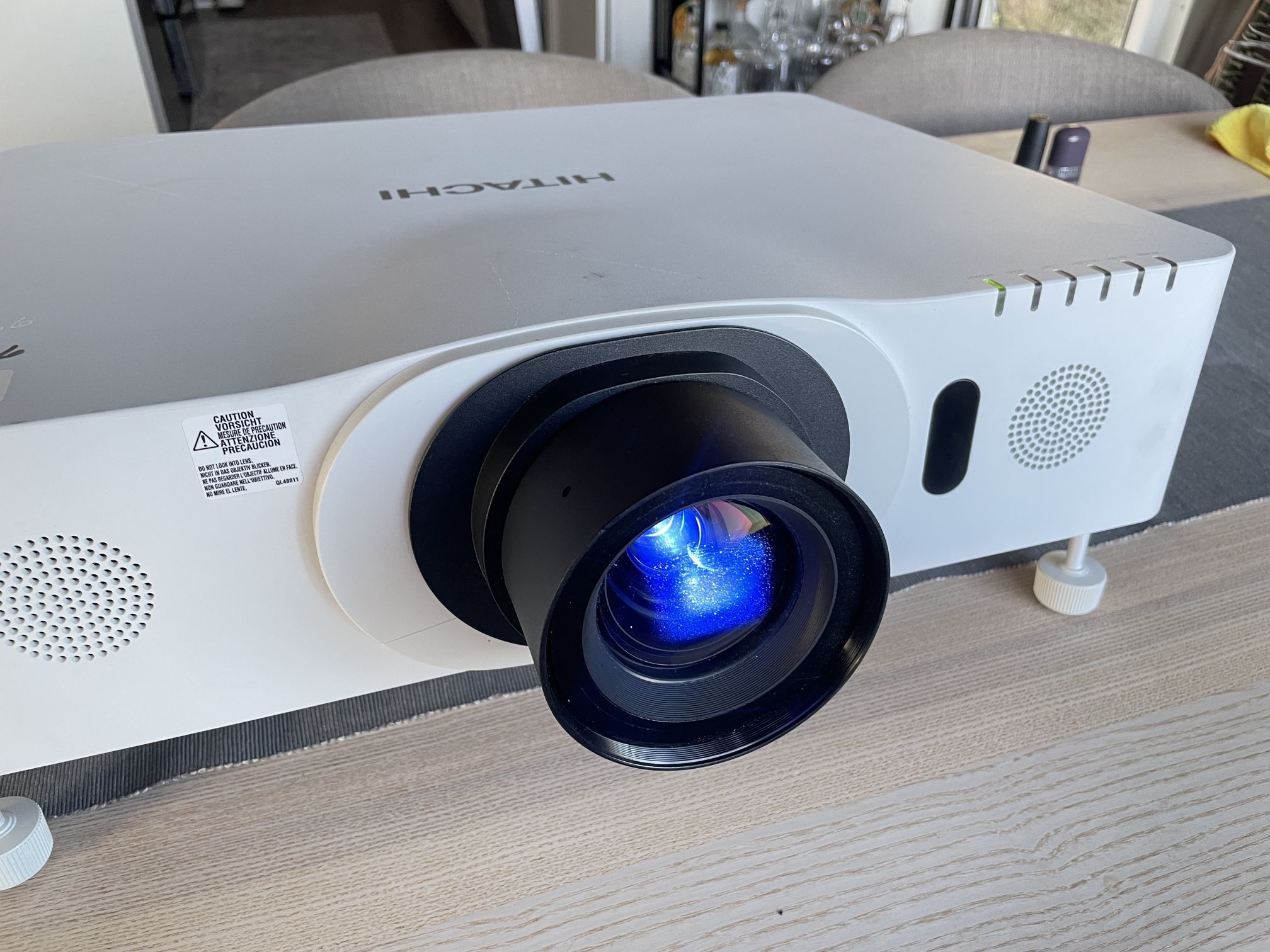 Hitachi 4200 Lumens HDMI Projector