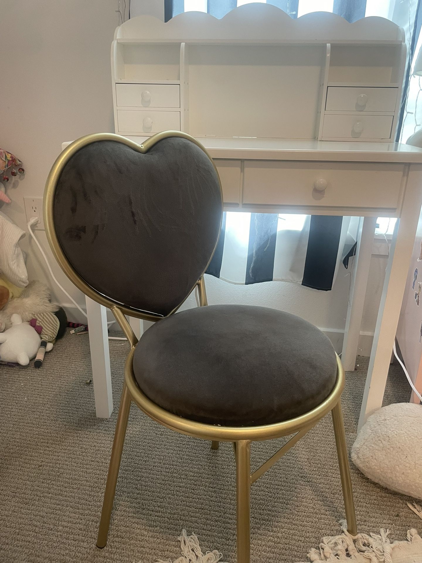 Desk And Chair