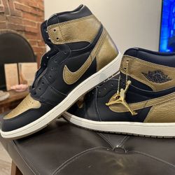 Metallic Gold Jordan 1 High