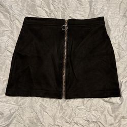 Size S Zip-Up Mini Skirt