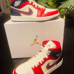 Air Jordan 1 Mid SE 🚨size 7.5W & 8.5W🚨