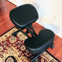Kneeling Chair 