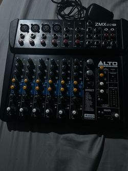 Alto Professional ZMX122FX 8-Channel Mixer