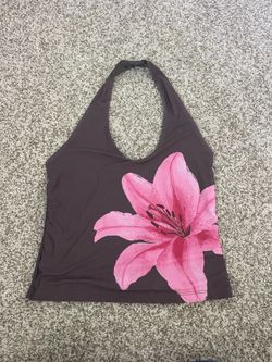 trendy halter top