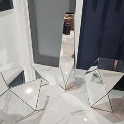 Set of 3 glass tables 