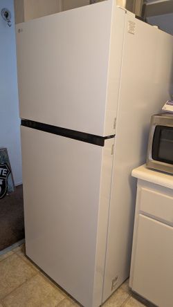 LT 18 cu ft refrigerator