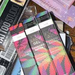 Makeup sets kits for women. Variety(Bulk) Sale. All Orginal Brands all NEW.(15Pieces)